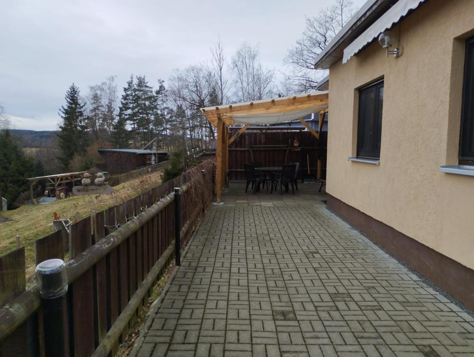Mueller'S Ferienbungalow "Zur Goeltzschtalbruecke" 그레이즈 외부 사진